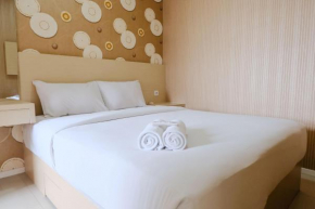 City View 2BR Apartment at Parahyangan Residence By Travelio